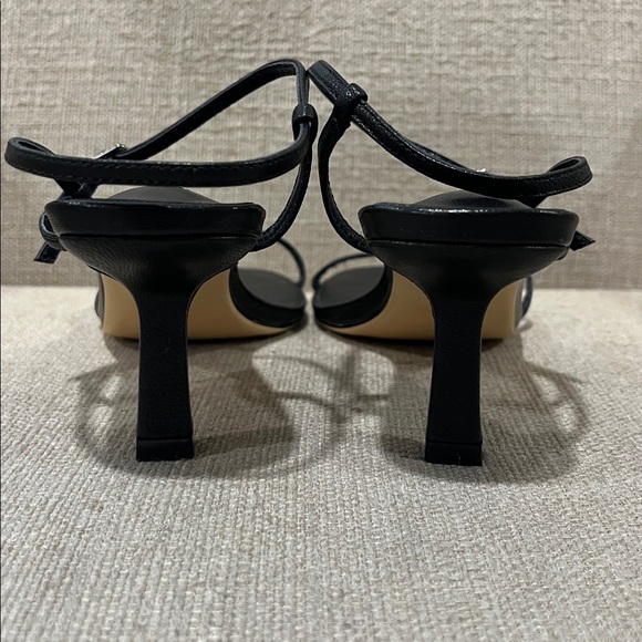 NEW! Tony Bianco Caprice Heel in Black Size 6.5 - Picture 5 of 10